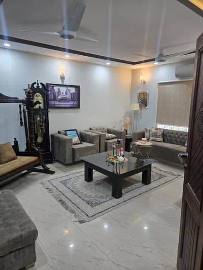 Ghar ka samaan for sale my faimly move to london