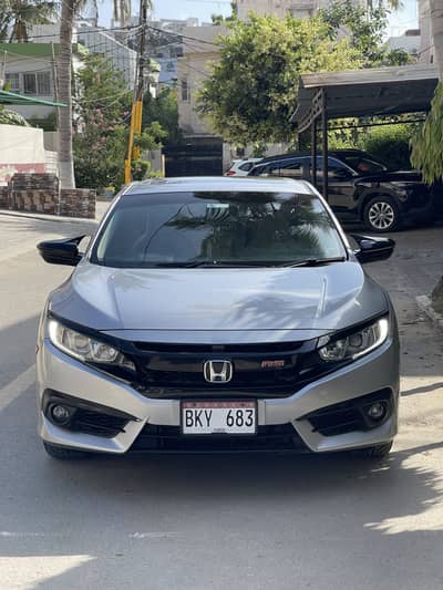Honda Civic X UG 2017 I-VTEC 1.8 Urgent Sales