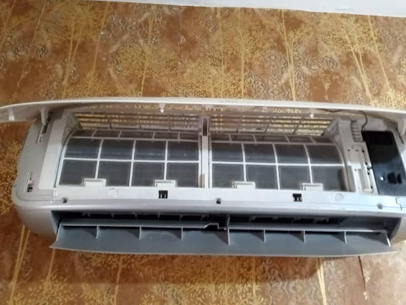 DC Inverter Split type Air Conditioner 8