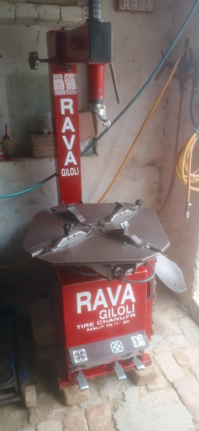 Rava giloli tire changer machine