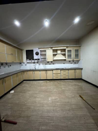 Prime Location In Gulistan-e-Jauhar - Block 1 600 Square Yards Upper Portion For rent