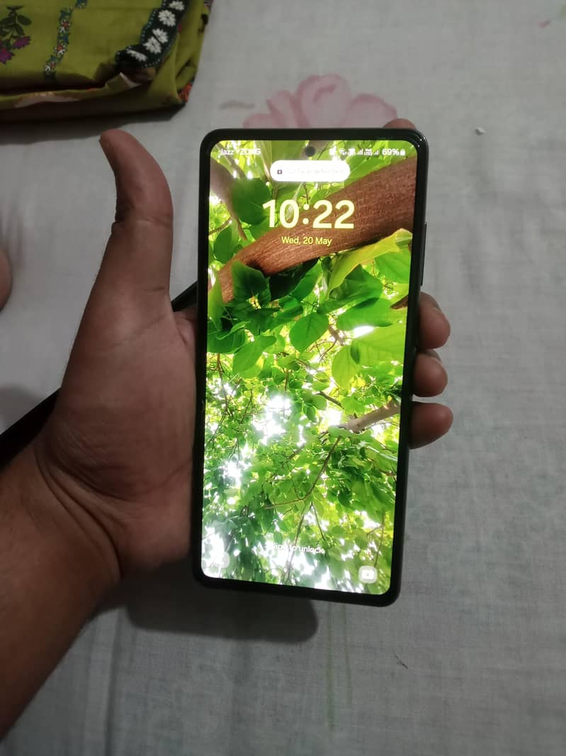 Samsung a72 0