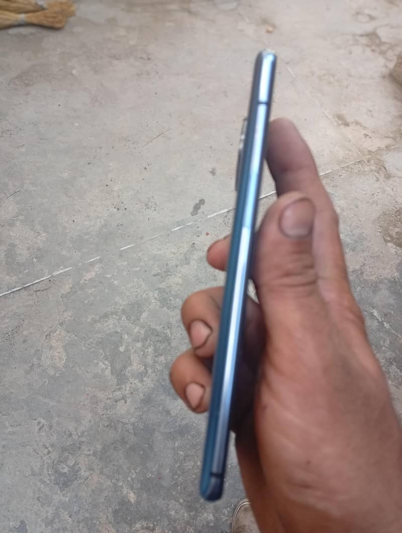 one plus 7t 4