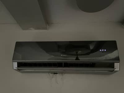 Gree 1.5 Ton AC Up for sale