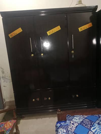 strong iron almri three doors for sale good condition Pepsi colour