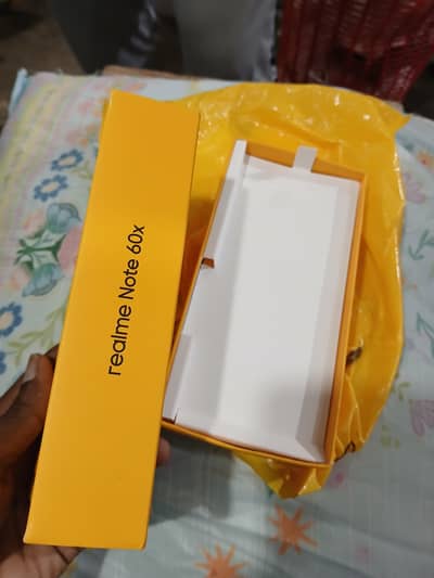 realme Note 60 x