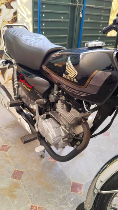 self start 125 urgent for sale