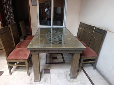 Dining table with 6 chair