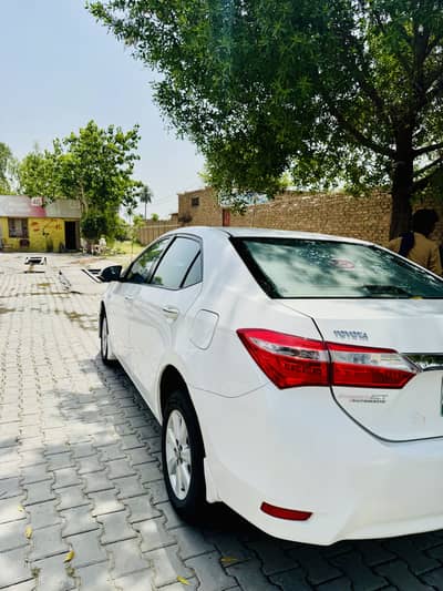 Total genuine 1.6 Altis 2015 Model