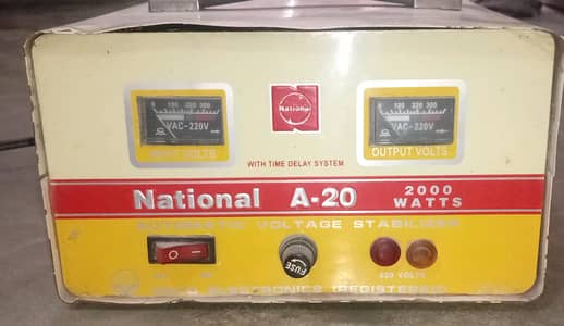 National Stabelizer 2000 Watt