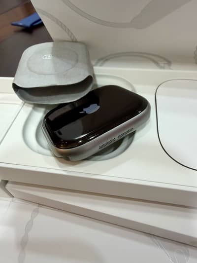 Apple Watch Series 11 - 46mm - Space Grey