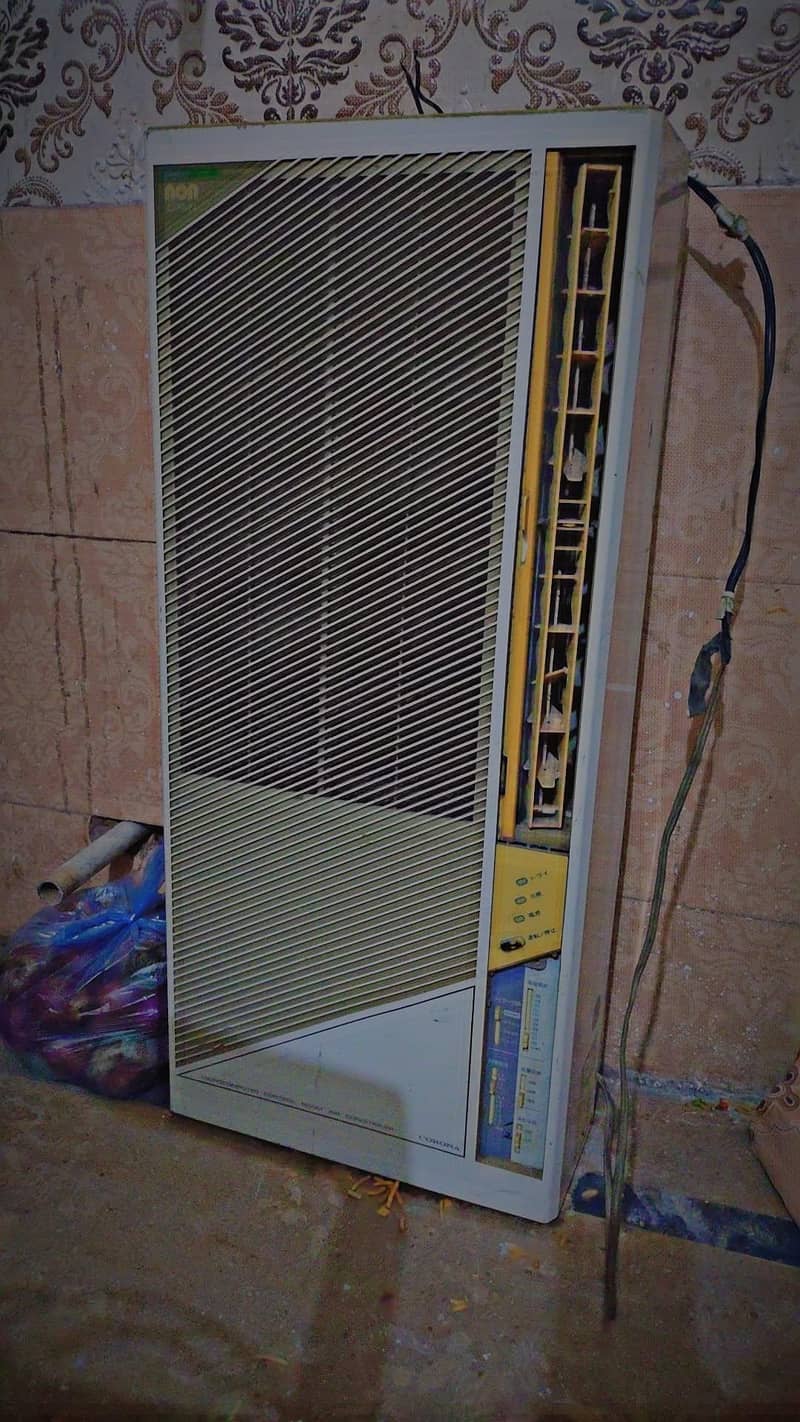 Window Ac Good Condition 0