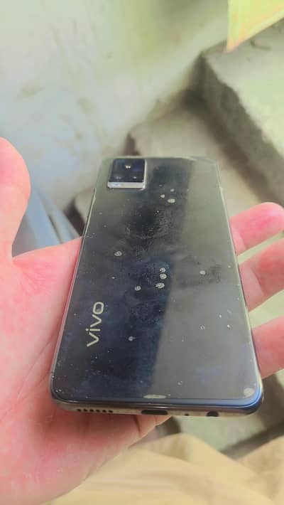 vivo v20 25 in good condition black colour