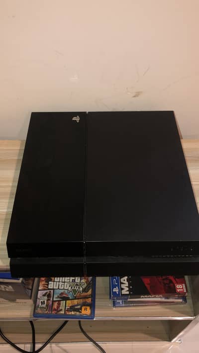 Ps4 fat with original box a