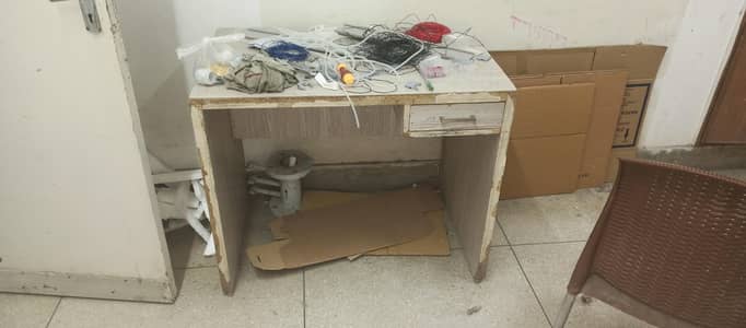 Office 7 Tables with extension