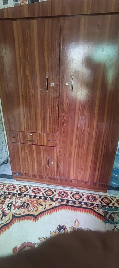 wood almari