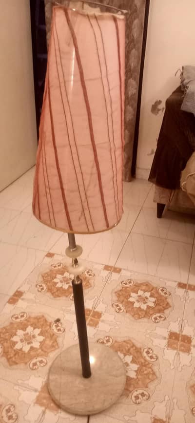Floor Lamp Larg