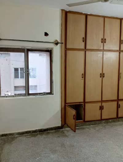 G-11/4 FGEHA E-Type 2nd Floor Flat For Rent