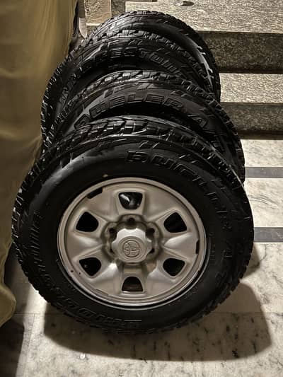 Hilux Vigo Tyres with wheels
