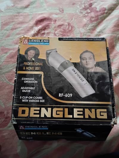 Brand New Dengleng RF-609 Professional Hair Clipper