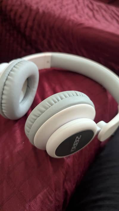 Storm Zero Lifestyle Wireless Headphones
