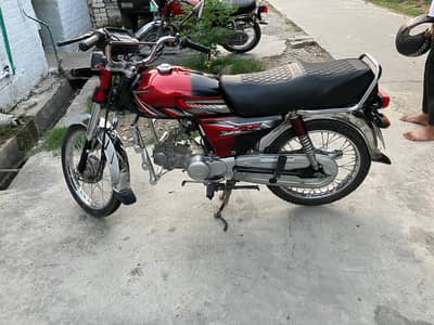 united bike 2023 model 10 by 9 condection original samn k sat hoga
