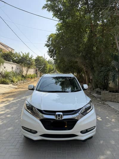 Honda Vezel Z Sensing P. White 2015 Excellent Condition