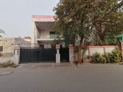 10 Marla Sami Commercial House Is Available For Sale On Abdali Road Multan