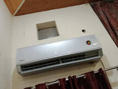 gree ac 1.5 ton simple ac  available