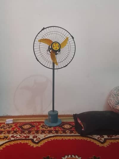 12 volt fan with stand for sale without power supply/with power supply