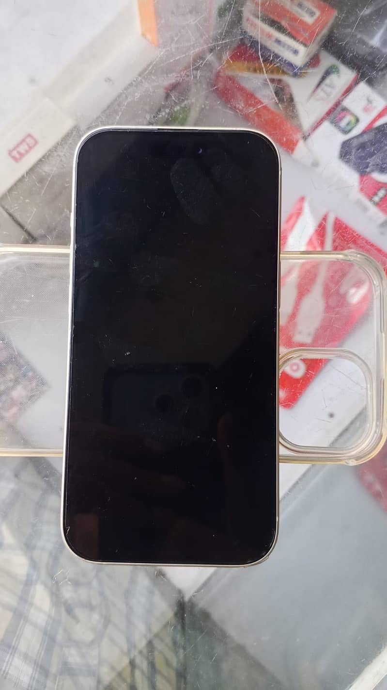 iPhone 15 7