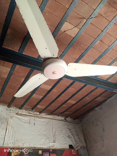 100% cupaer. 10/10 condition