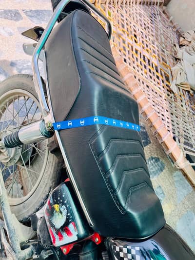 Honda 125 seat forsale