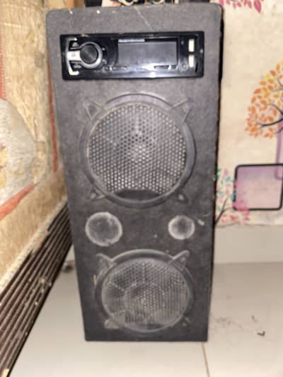 MP3 PLAYER/SPEAKERS (B2B-LOCAL MARKET)