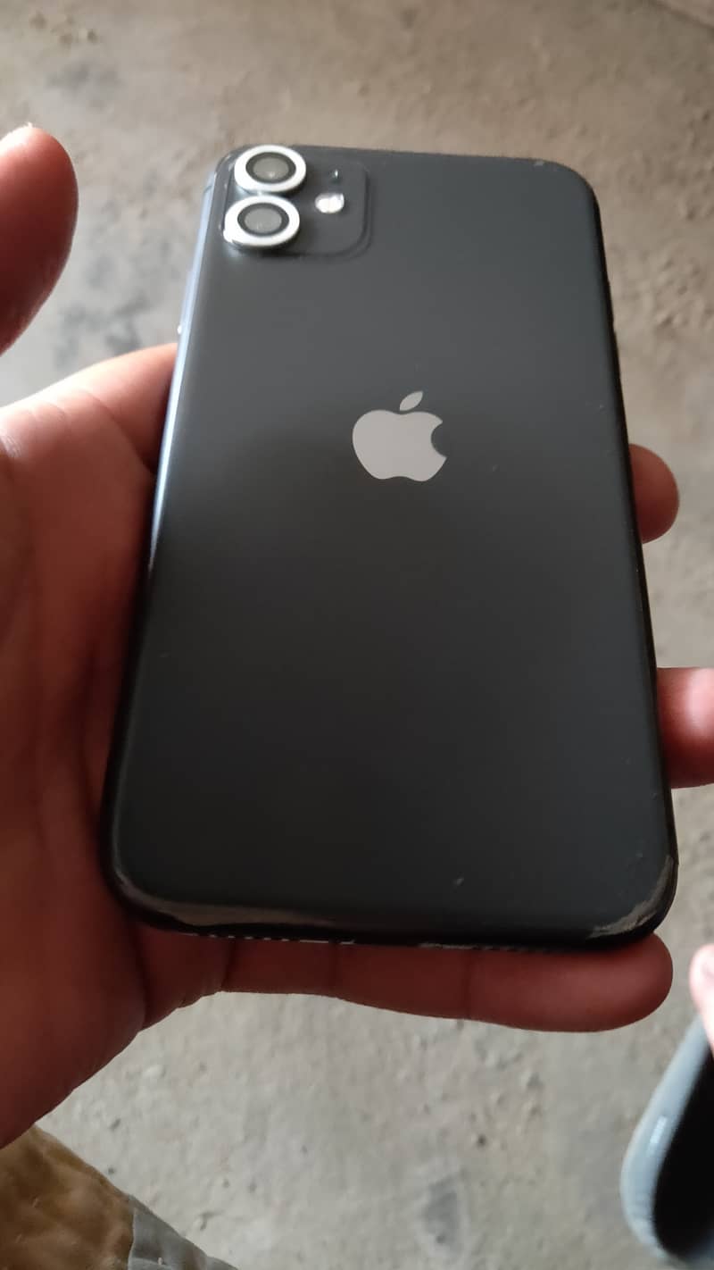 Apple iPhone 11 3