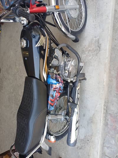 Honda CG 125 2025