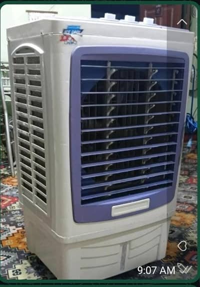 Ac/DC room cooler