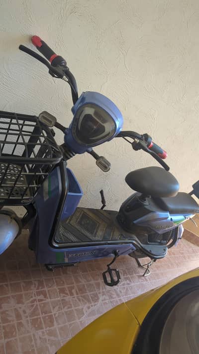 Scooty for sale
