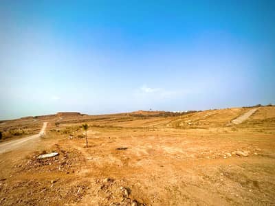 F Block 1 Kanal Corner Plot Available For Sale
