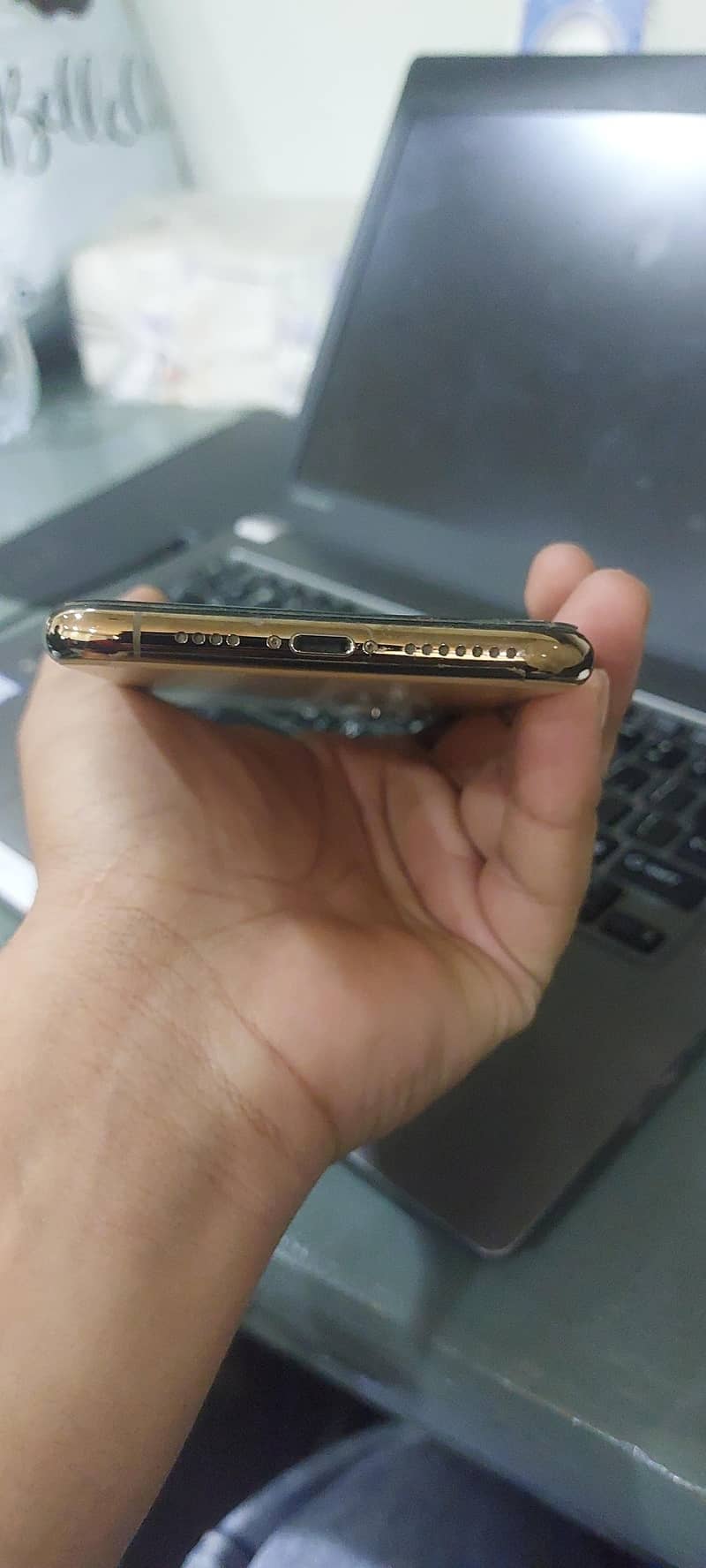 Apple 4