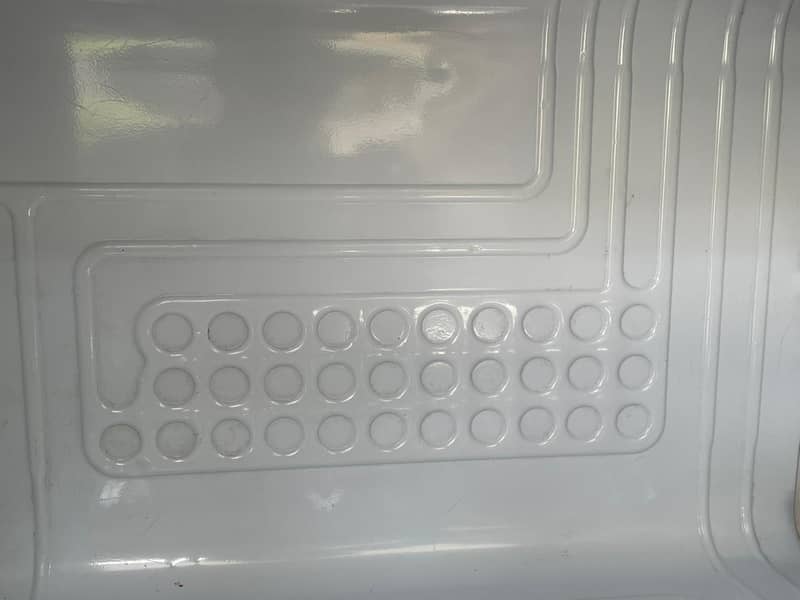 waves fridge 4