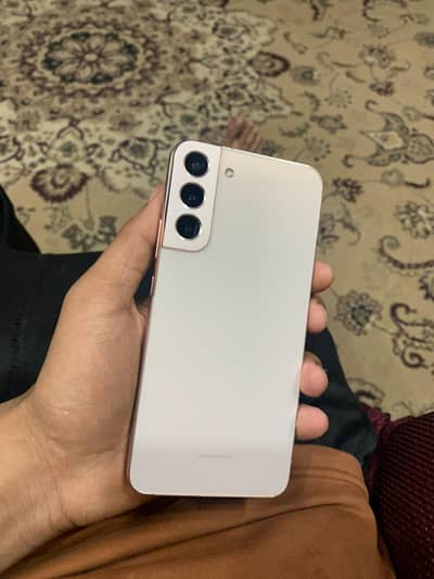 Samsung S22 plus