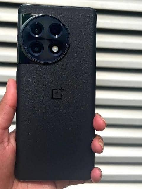 OnePlus 11 1