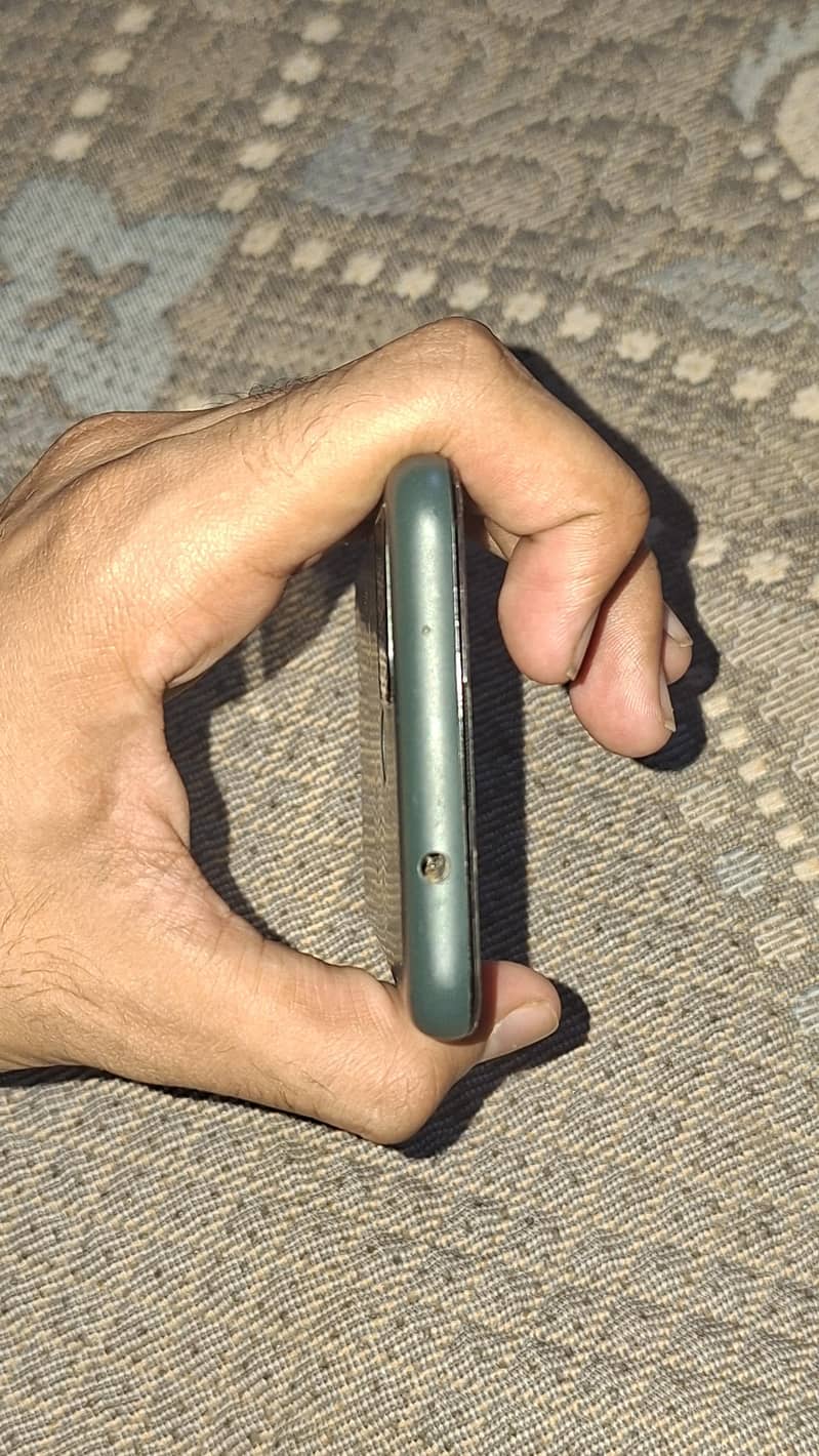 GOOGLE PIXEL 5a 1