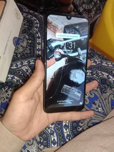 Huawei y6 prime with box