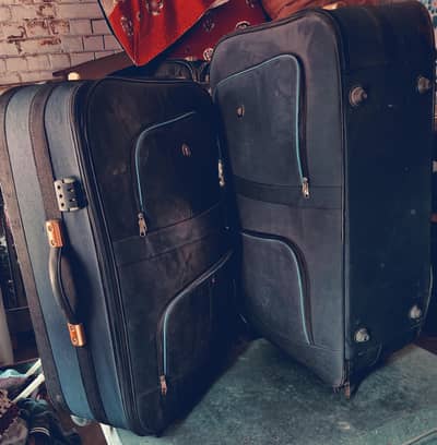 2 Travel Bags, condition 10/10