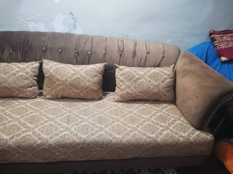 SOFA WITH TABLES 1