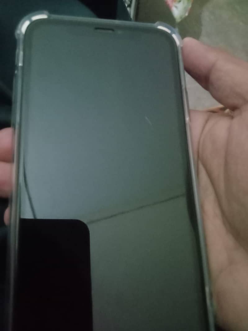 iPhone 11 2