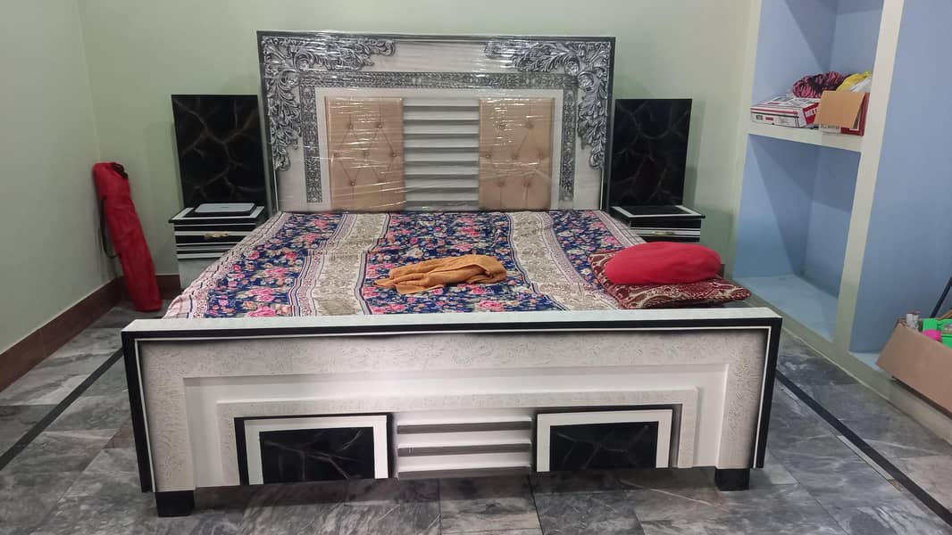 Double Bed (King Size) 3
