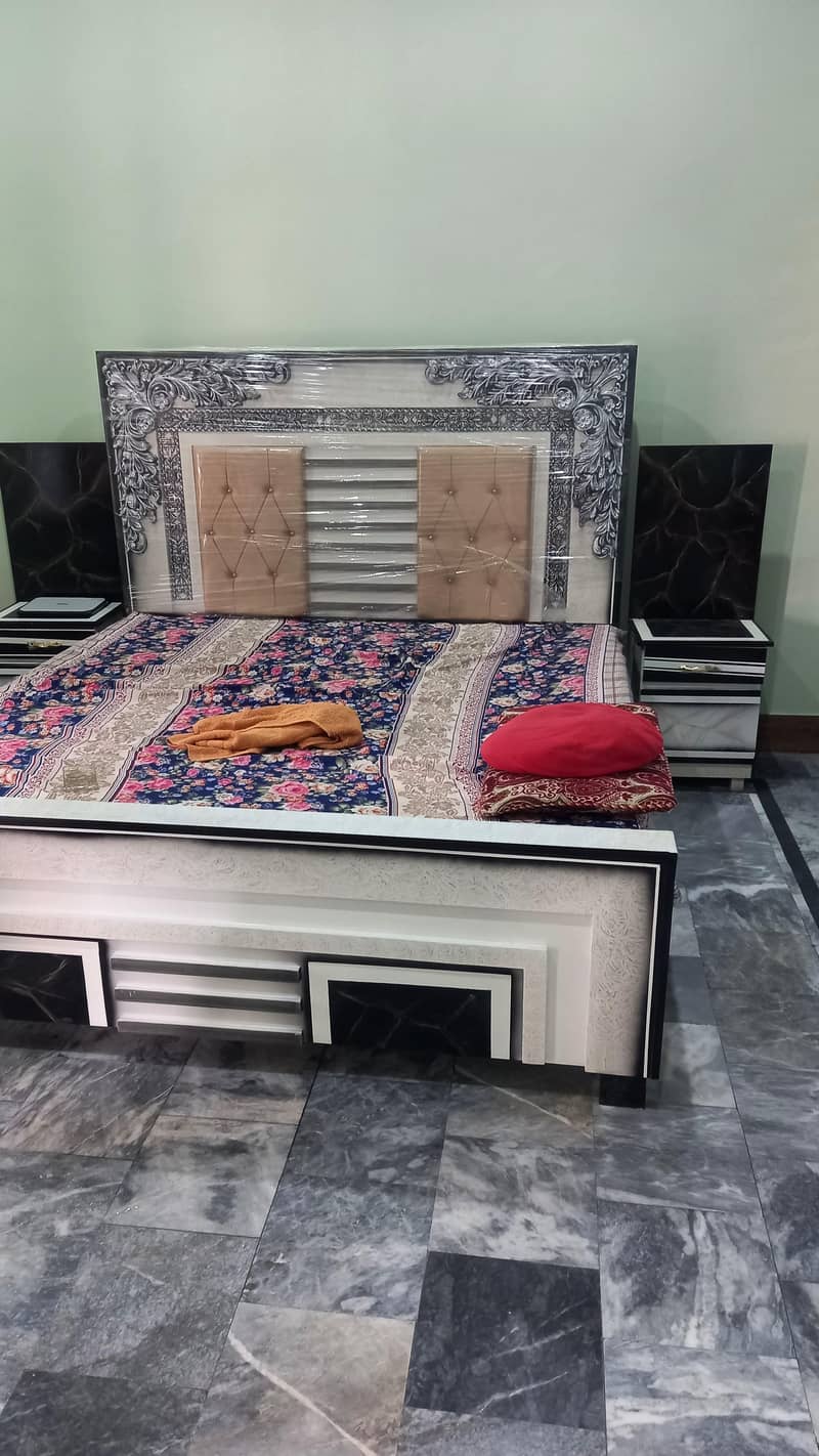 Double Bed (King Size) 4